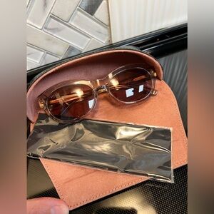 BALLY Sunglasses Case and cleaning cloth